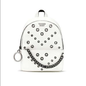 Sold 🛑🛑Victoria’s Secret backpack